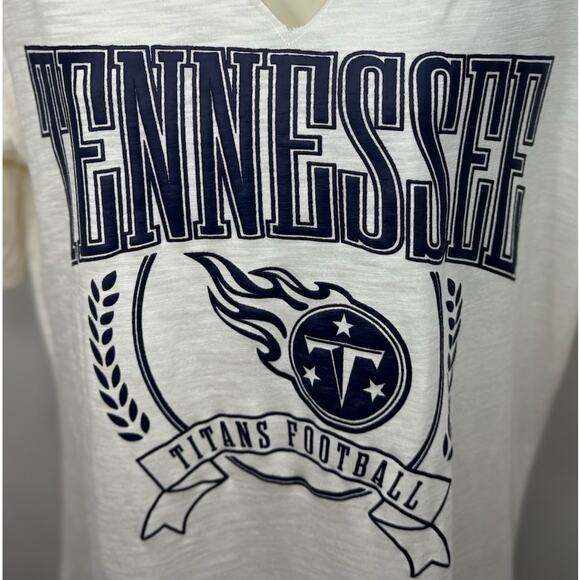 NFL Team Apparel Tennessee Titans Football Graphic Tee - Women's Size Small - Picture 1 of 14